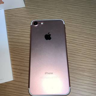 ☆ Apple iPhone 7 256GB ローズゴールド SIMフリー iOS 14 ☆