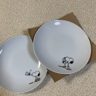 【値下げしました】スヌーピー皿4枚セットの画像