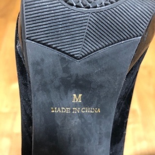 ヒール Mサイズ 黒の画像