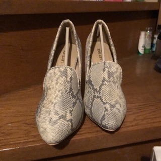 新品 ヒール サイズ22.5