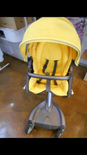 ストッケ   エクスプローリー  ベビーカー イエロー