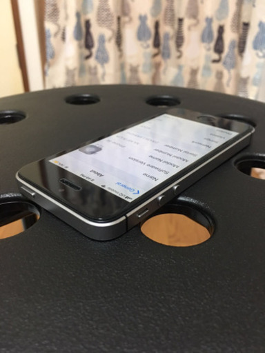 iPhone SE 64gb シームフリ