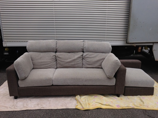 ■X930■美品■足付きソファ ブラウン 茶色 3人掛け トリプルソファ オットマン