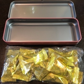 ☆ハローキティ☆缶ケース  ピンク色の画像