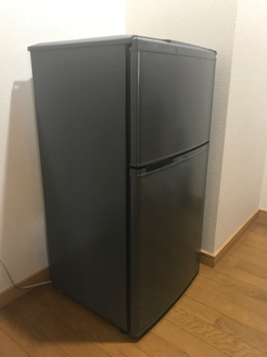 サンヨー冷蔵庫 1998年製 1000円