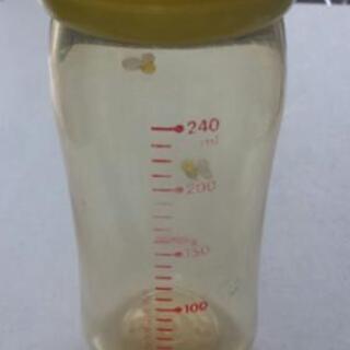 ピジョン哺乳瓶(プラスチック)…２