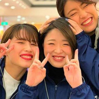 《全額日払い可！13500円》出張イベントスタッフ４名募集！女性...