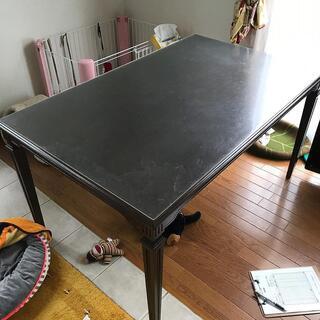 ドマーニ ダイニングテーブル 家具の中古が安い!激安で譲ります ドマーニ ダイニングテーブル 家具の中古が安い!激安で譲ります