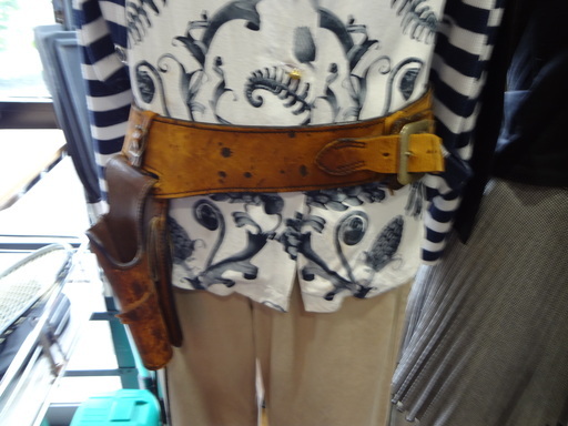 【モノ市場 東海店】GUNベルト　ガンベルト　ベルト　本革製