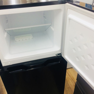 S-Cubismの2ドア冷蔵庫です。