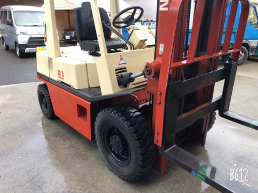 フォークリフト2.0トン