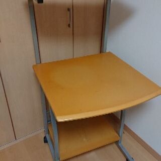 パソコン テーブル