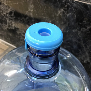 5ガロンボトル 新品の画像