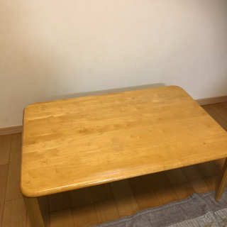 テーブル