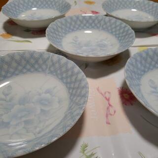 食器　5枚セットの画像