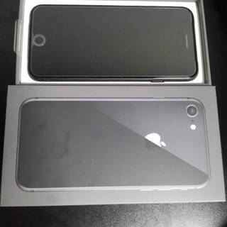 □SIMロック解除済 iPhone8 64GBスペースグレイ
