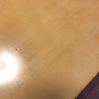 ダイニングテーブル、おまけでイスもあります。の画像