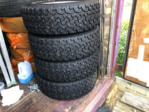 ２４５／75R16  6穴