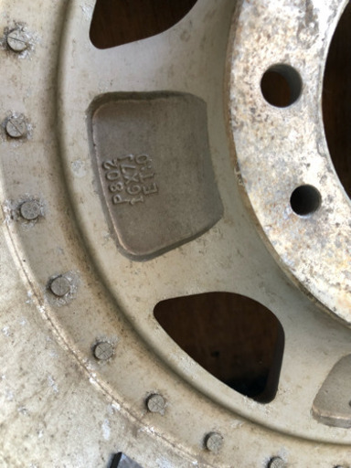 ２４５／75R16  6穴