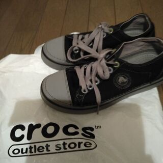 美品!crocsスニーカー
