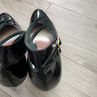 パンプス黒 21日までの画像