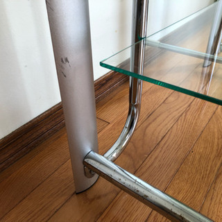 お話中  値下げしました。  ガラスラック 4段の画像