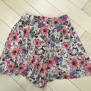花柄 キュロット ラトカーレ