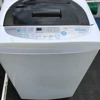 炊飯器、オーブンレンジ、洗濯機の画像