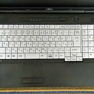 🔵15.6型/高性能🆙i5(最大3.3GHz)/光速☆彡新品✨SSD120GB保証付き/最新✨MS Office 2019📒✎/速いUSB3.0☆彡/快適♬メモリ4GB/DVDSマルチ(コピー可)💿/HDMI📺/すぐ使えるWindows10 メディア作成ツール付💿/すぐ繋がるWi-Fi📶/10キー付きKB/点検整備清掃済み😊/FUJITSU LIFEBOOK の画像