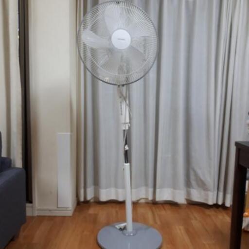 取引中　扇風機　ハイリビングファン