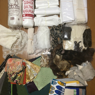 手芸材料②(和風生地/ファー/わた/サテン/レース)