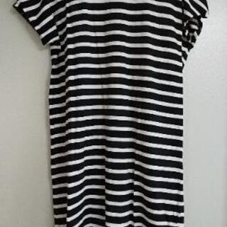 earthのボーダーワンピースの画像