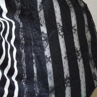 earthのボーダーワンピースの画像