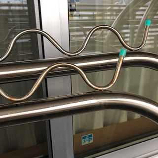 中古品「物干し台&支柱1組、物干し竿2本」