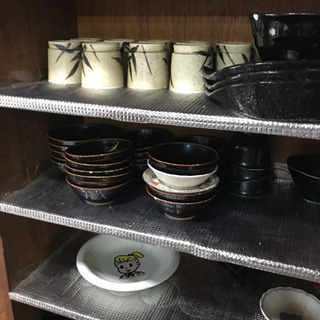 引取限定！食器 大量 差し上げます！の画像