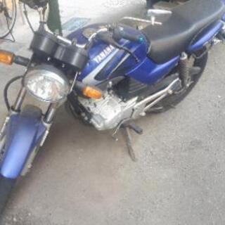 青色YBR125