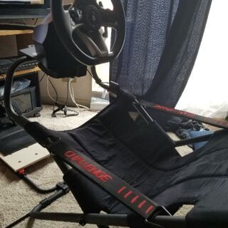 ステアリングコントローラーと専用シートのセット。ps3.ps4に...