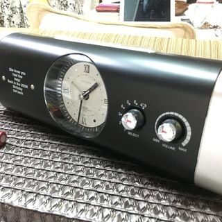 CITIZEN レトロシックな目覚まし電波時計（中古）ビートルズでお目覚め！美品です。の画像