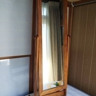 大きくて便利な姿見◆１５５ｃｍ×４４ｃｍ・キャスター付き◆臼杵市...