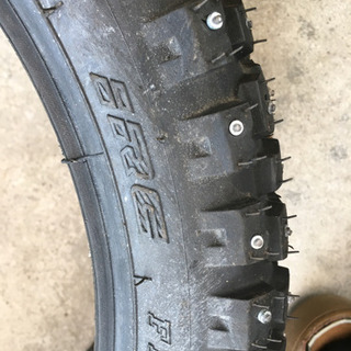 スーパーカブ用 スパイクタイヤ IRC FB3 2.75-17 41P 1本新品  二本ほぼ新品 まとめての画像