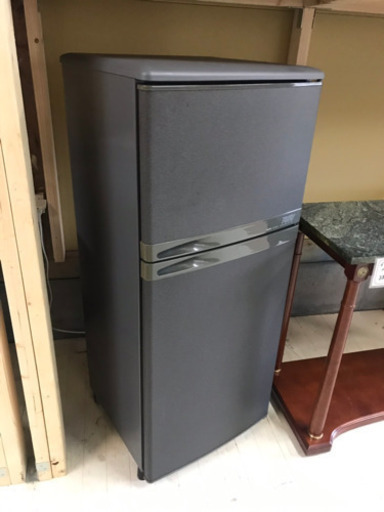 増税前キャンペーン中【リサイクルサービス八光　田上店　安心の1か月保証　配達・設置OK】SANYO  サンヨー電気冷蔵庫　SR-11NE(GR)形