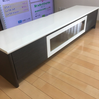 【急募】テレビボード、ダイニングセット、リモコン付き照明