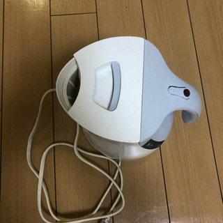 電気ケトル差し上げます。