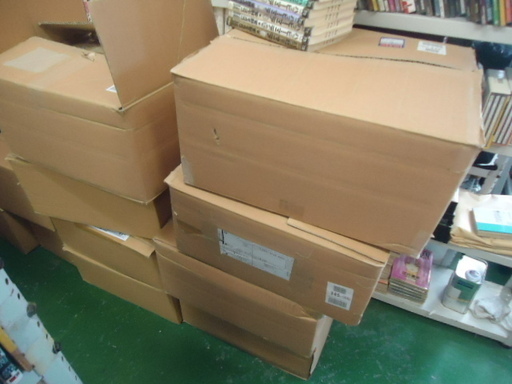 大量まとめて処分　コミック全巻セット　青年　少年　女性　少女　約1800冊ぐらい