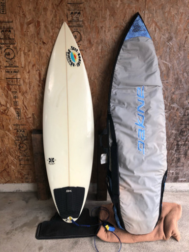 DMG サーフボード DAKINEケース、リーシュコード付属