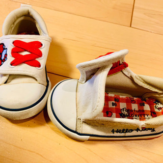 futafuta  ×  HELLO KITTYコラボの お靴  ( 2セット )の画像