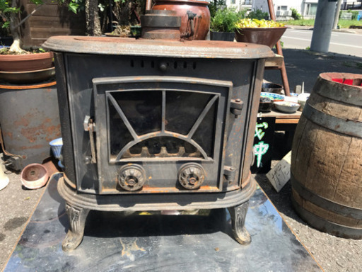 薪ストーブ、アンティークストーブ、古民家、レトロ雑貨、ガーデニング雑貨