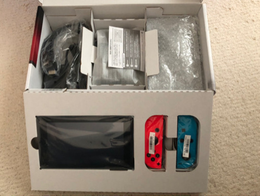 任天堂Switch 本体