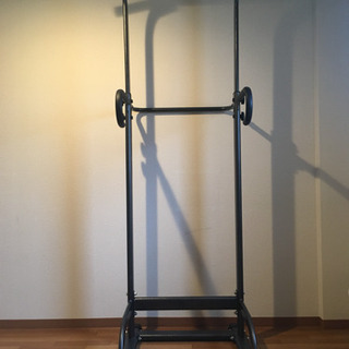ぶら下がり健康器具(懸垂などトレーニング可)