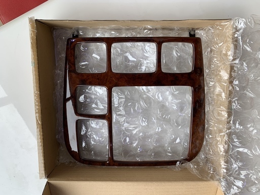 E-07　新品　ベンツ Ｗ２２０ 前期 純正ナビモニター用 ウッドパネル 　5293498-04T088